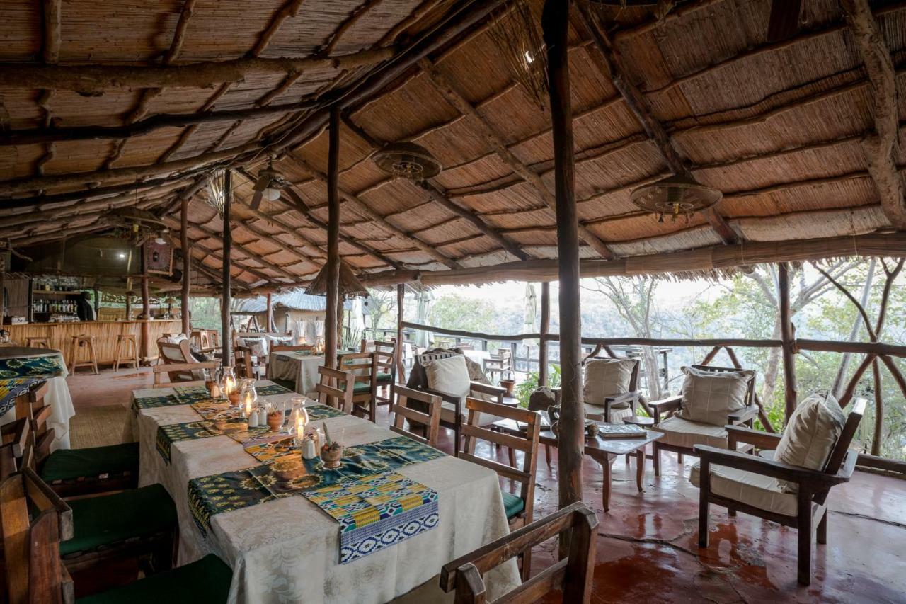 Taita Falcon Lodge Mukuni Exterior photo