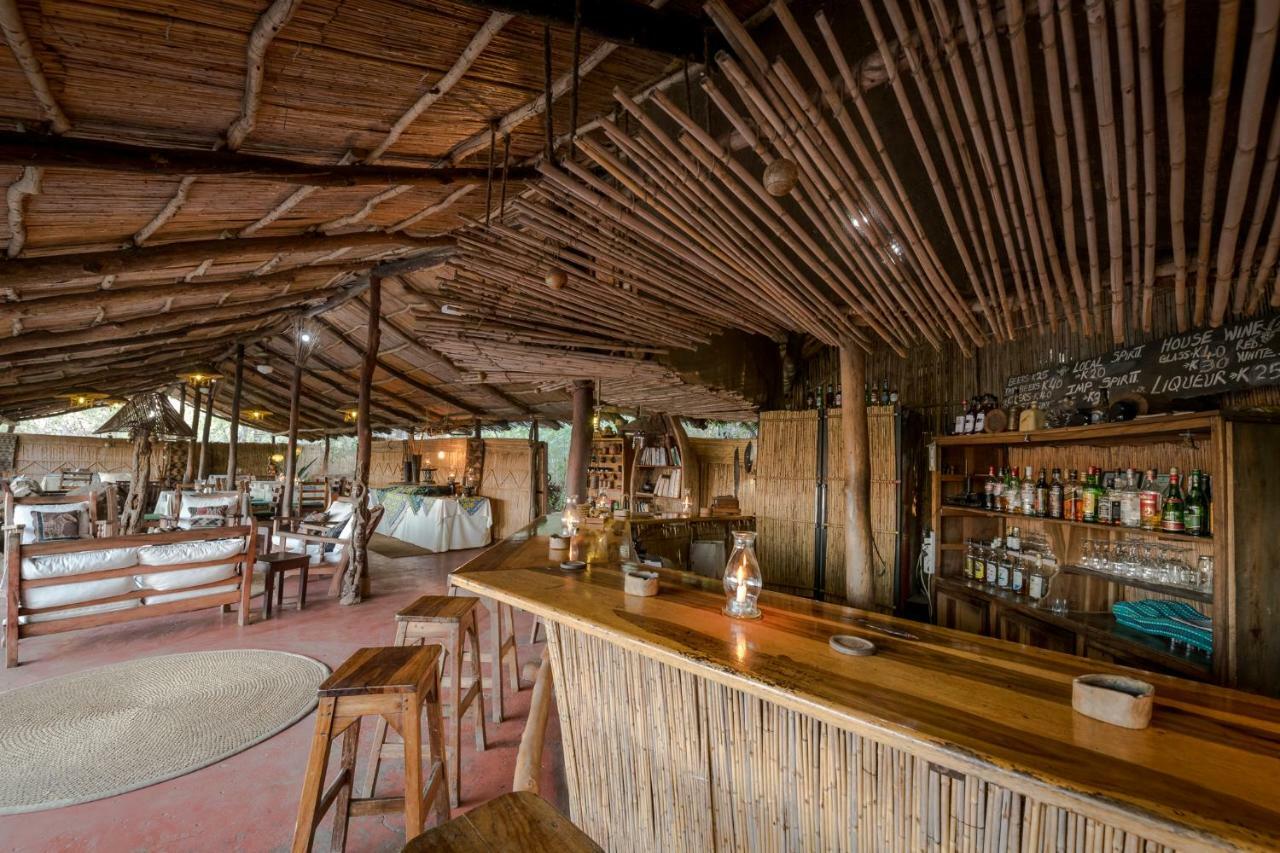 Taita Falcon Lodge Mukuni Exterior photo